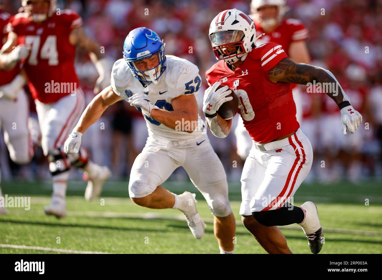 Madison, WI, USA. 2nd Sep, 2023. Wisconsin Badgers running back Braelon