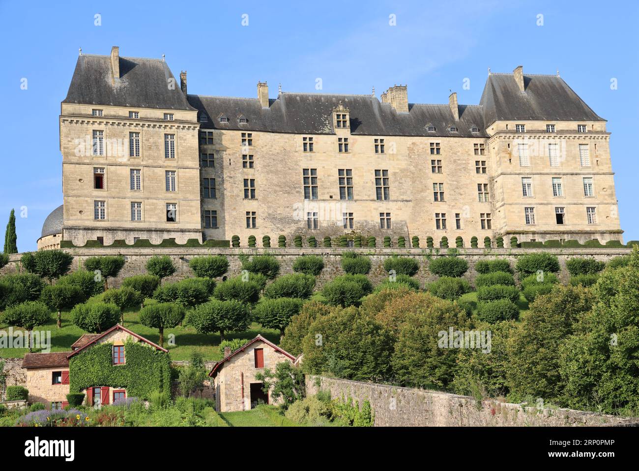 Chateau de hautefort hi-res stock photography and images - Alamy, image size:1300x957
