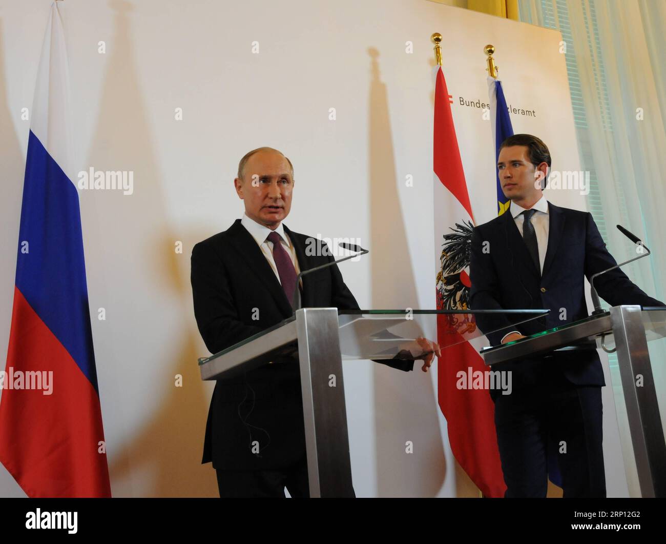 (180605) -- VIENNA, June 5, 2018 -- Russian President Vladimir Putin (L) and Austrian Chancellor Sebastian Kurz attend a joint press conference in Vienna, Austria, on June 5, 2018. Putin said here on Tuesday that his country has overcome the western sanctions which also harm western states themselves, noting all sides are interested in lifting the sanctions. ) AUSTRIA-VIENNA-RUSSIA-PUTIN-VISIT LiuxXiang PUBLICATIONxNOTxINxCHN Stock Photo