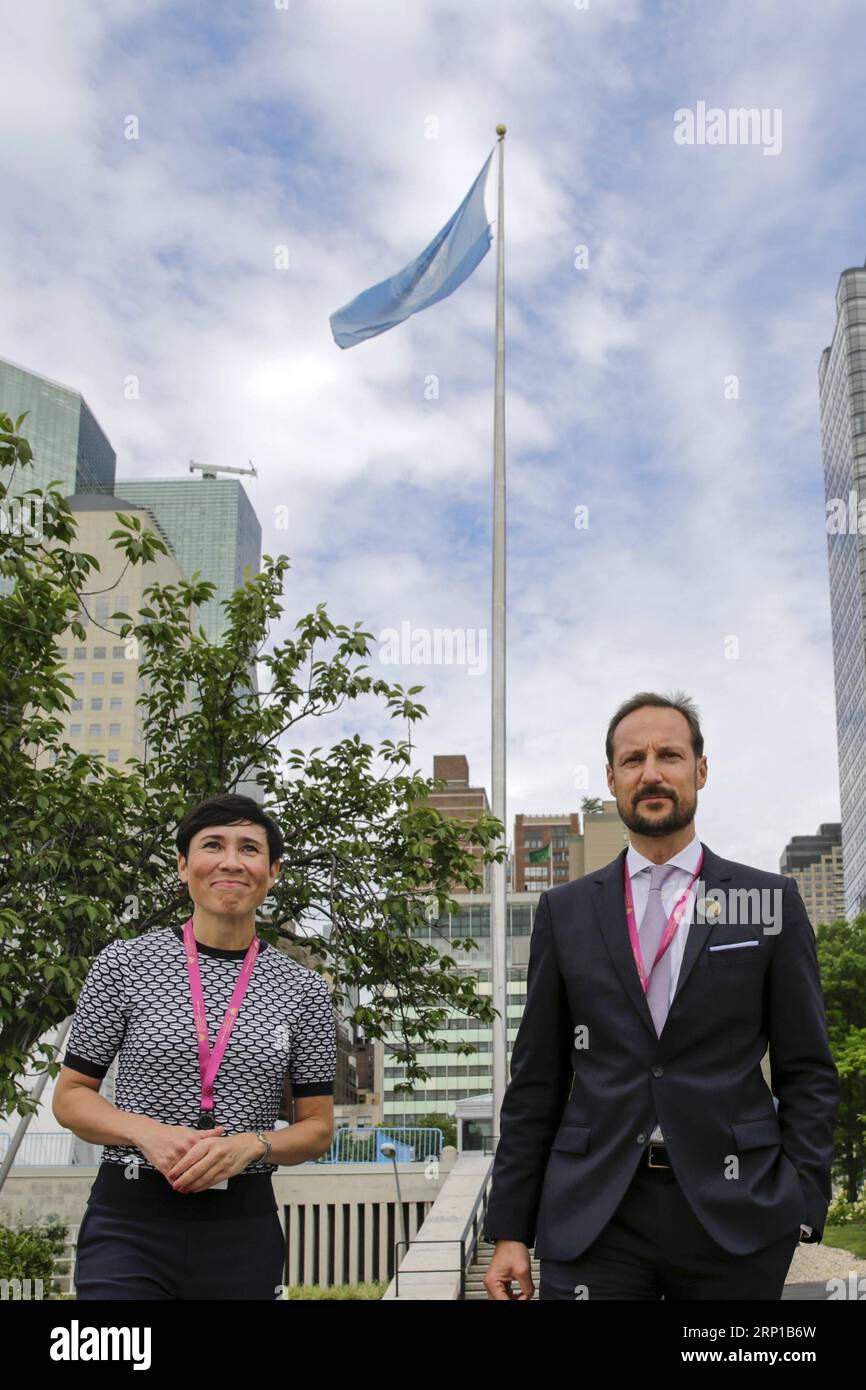 (180622) -- UNITED NATIONS, June 22, 2018 -- Norway s Crown Prince Haakon (R) and Foreign Minister Ine Eriksen Soreide attend a press event about the launch of Norway s campaign for an elected seat in the UN Security Council for the 2021-2022 term at the United Nations headquarters in New York, on June 22, 2018. ) UN-SECURITY COUNCIL-NORWAY-SEAT-CAMPAIGN LixMuzi PUBLICATIONxNOTxINxCHN Stock Photo