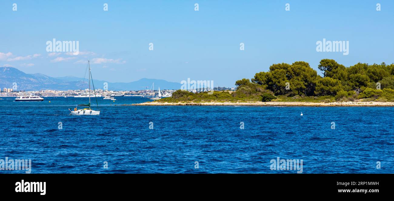 Island margarita cannes hires stock photography and images Alamy