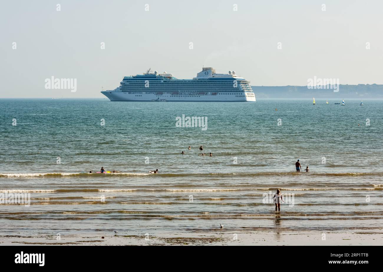 Torquay, UK. 2nd Sep, 2023. The Cruise Ship VISTA visiting Torquay. The ship is be anchored ¾ nm Southeast of Torquay Harbour. Credit: Thomas Faull/Alamy Live News Stock Photo