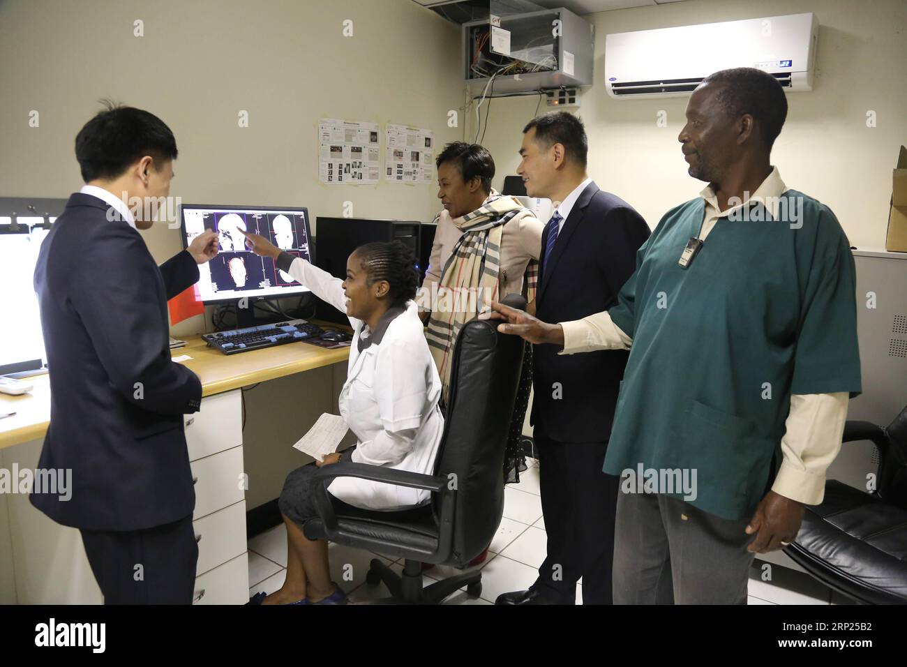 Harare hospital hi-res stock photography and images - Page 3
