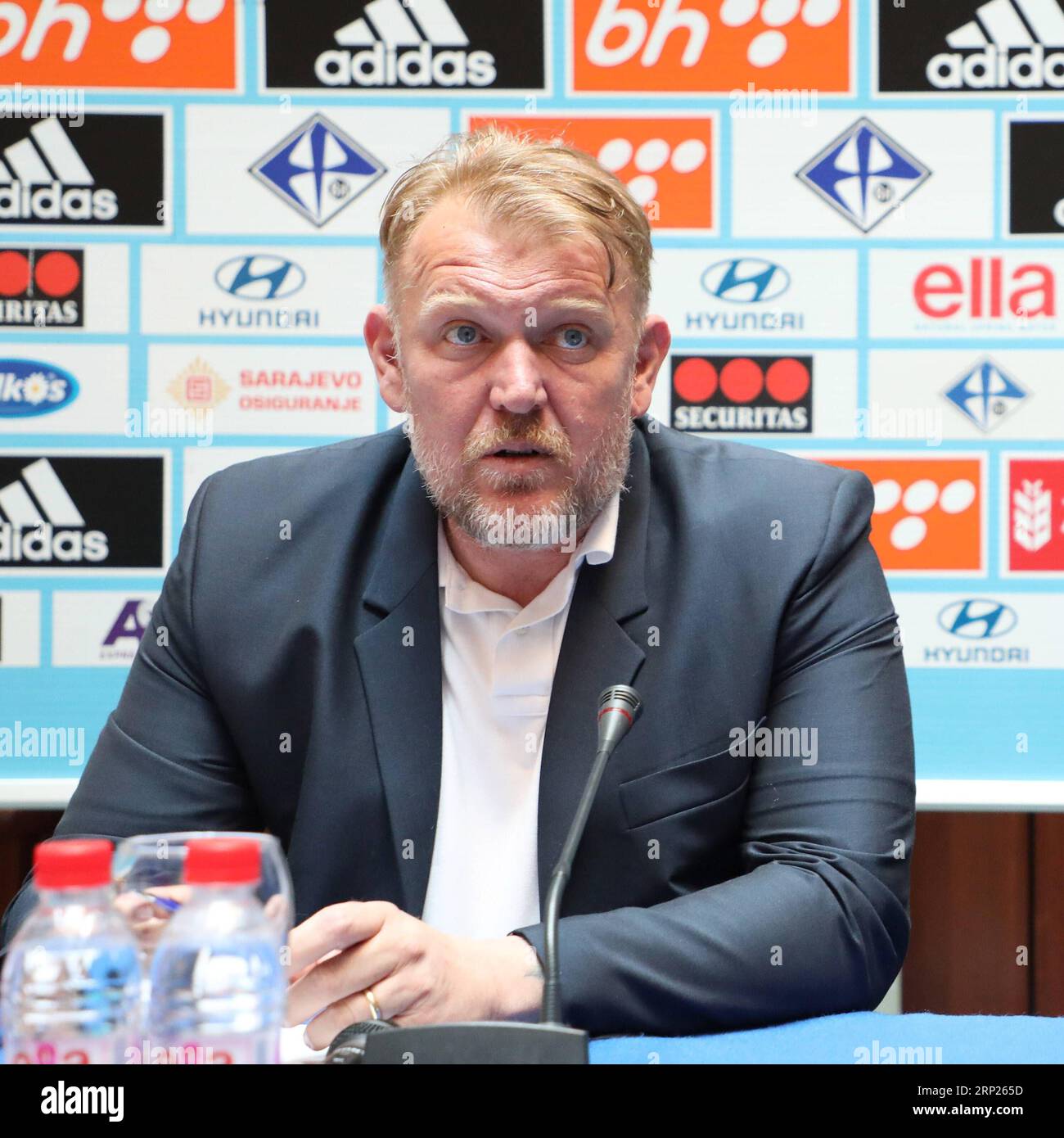 (180821) -- SARAJEVO, Aug. 21, 2018 -- Head coach of the national football team of Bosnia and Herzegovina (BiH) Robert Prosinecki attends a press conference in Sarajevo, BiH, on Aug. 20, 2018. Prosinecki officially announced on Monday the names of players for the UEFA Nations League matches against Northern Ireland in Belfast on Sept. 8 and against Austria in Zenica on Sept. 11. ) (SP)BOSNIA AND HERZEGOVINA-SARAJEVO-FOOTBALL HarisxMemija PUBLICATIONxNOTxINxCHN Stock Photo