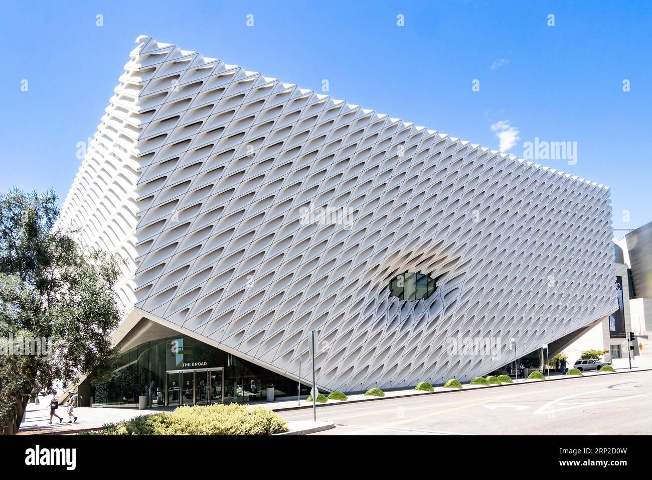 the abstract facade of the The Broad art gallery Downtown LA Los