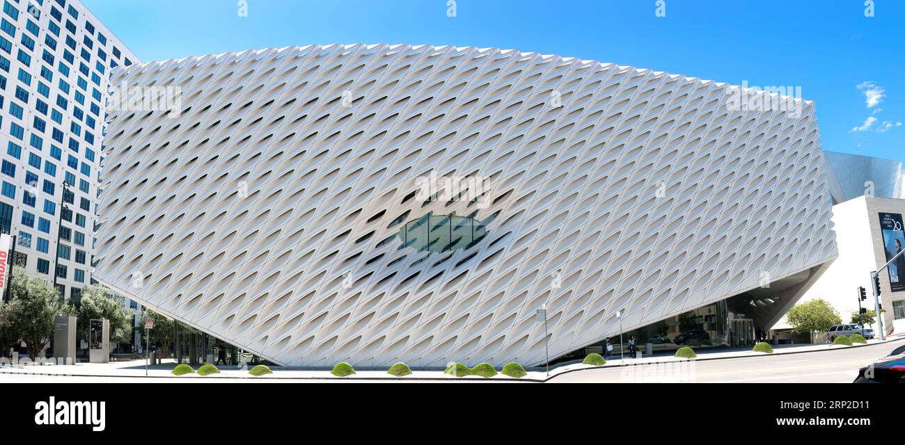 the abstract facade of the The Broad art gallery Downtown LA Los