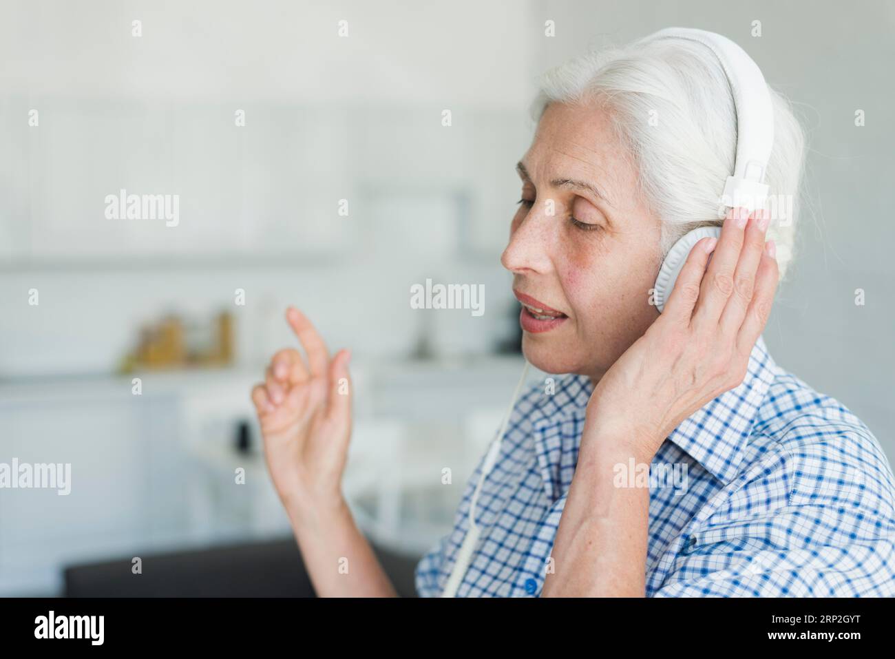 Side view senior hi-res stock photography and images - Alamy
