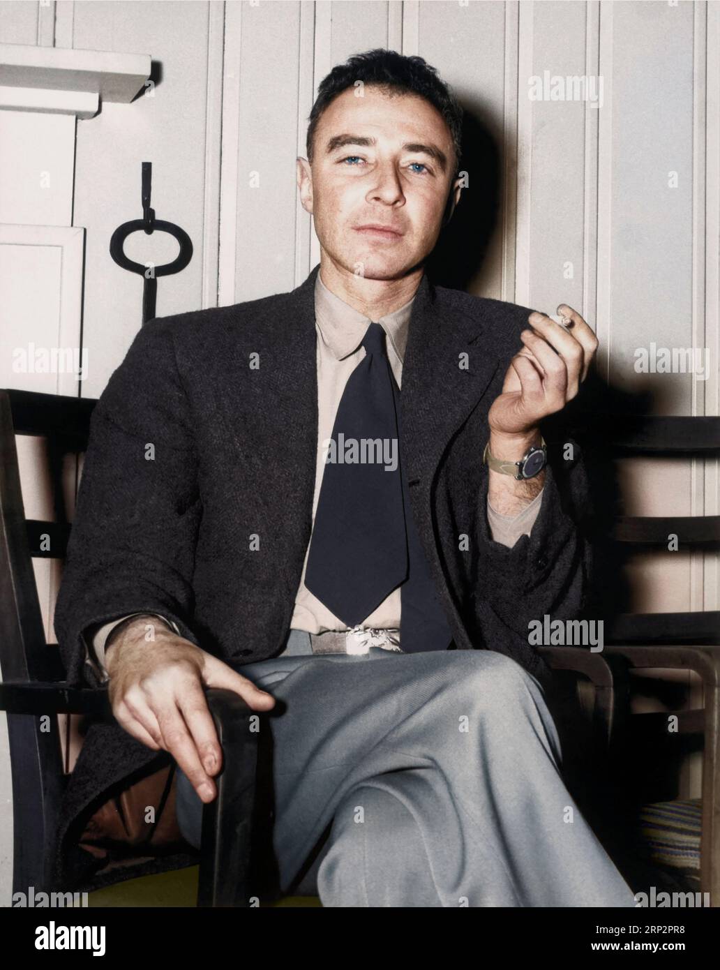 how many cigarettes did oppenheimer smoke J. Robert Oppenheimer smoking a cigarette at the Guest Lodge, Oak Ridge,  Tennessee. c. 1946 Stock Photo