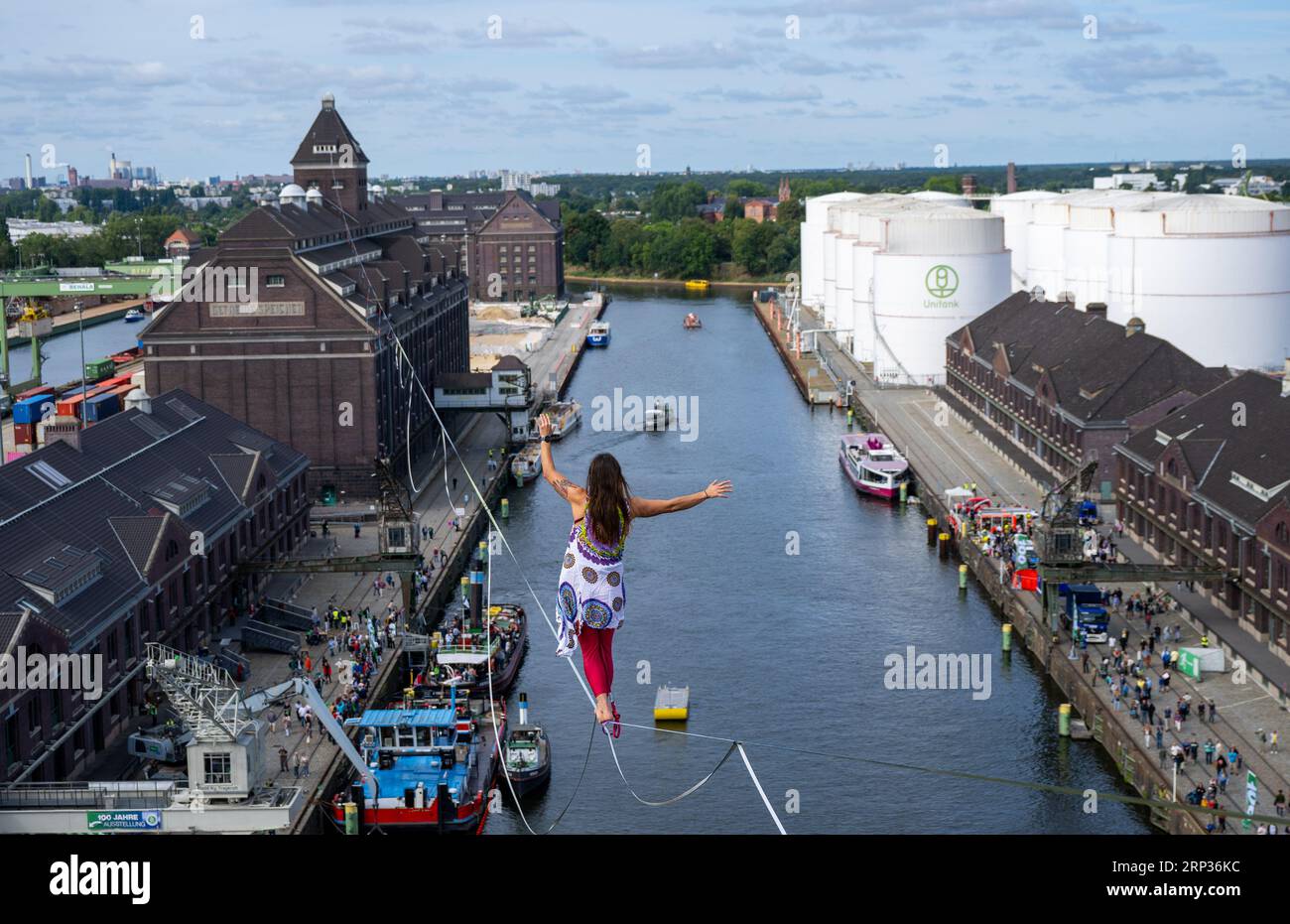 Berlin, Germany. 03rd Sep, 2023. Rope acrobat Kasia balances on a high ...