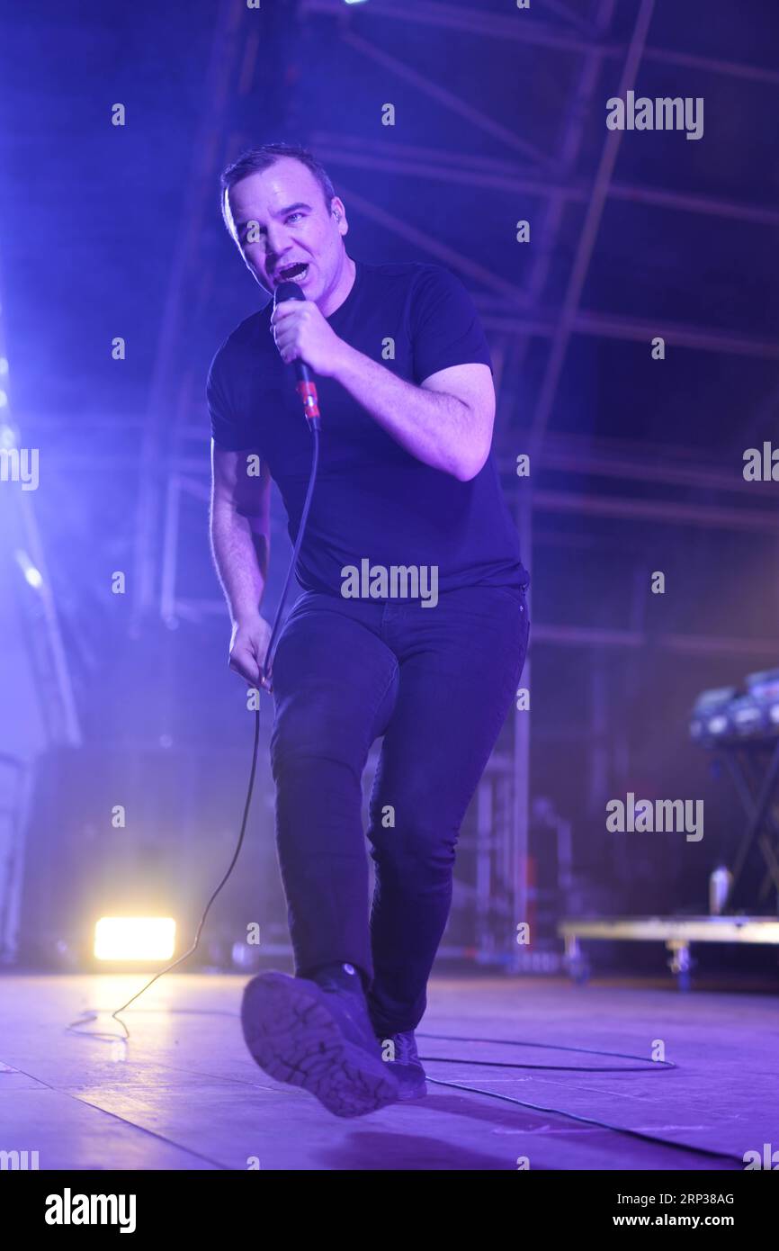 Dorset, UK. Saturday, 2 September, 2023. Sam Herring of Future Islands performing at the 2023 edition of the End of the Road festival at Larmer Tree Gardens in Dorset. Photo date: Saturday, September 2, 2023. Photo credit should read: Richard Gray/Alamy Live News Stock Photo