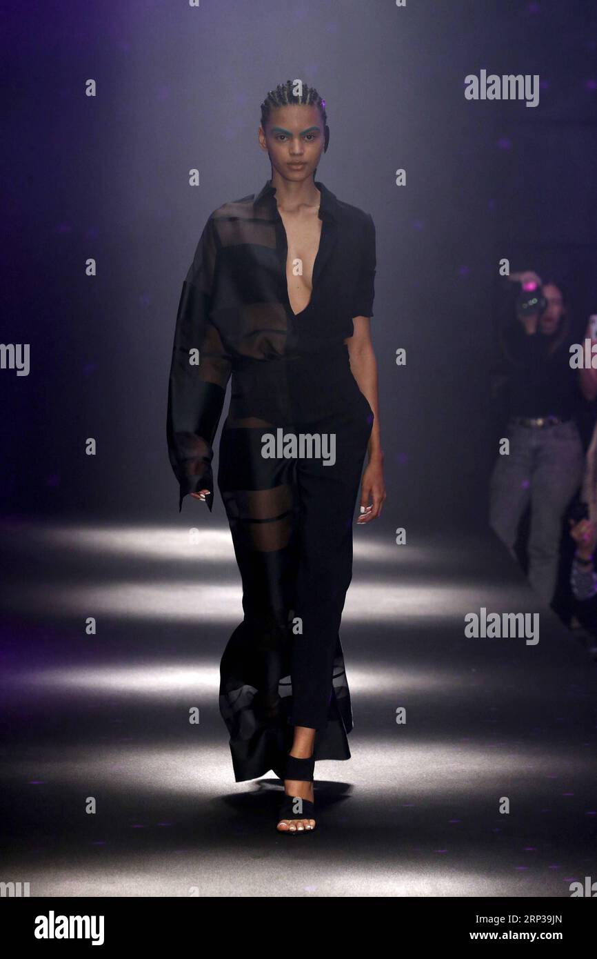 Guy laroche paris hi-res stock photography and images - Alamy