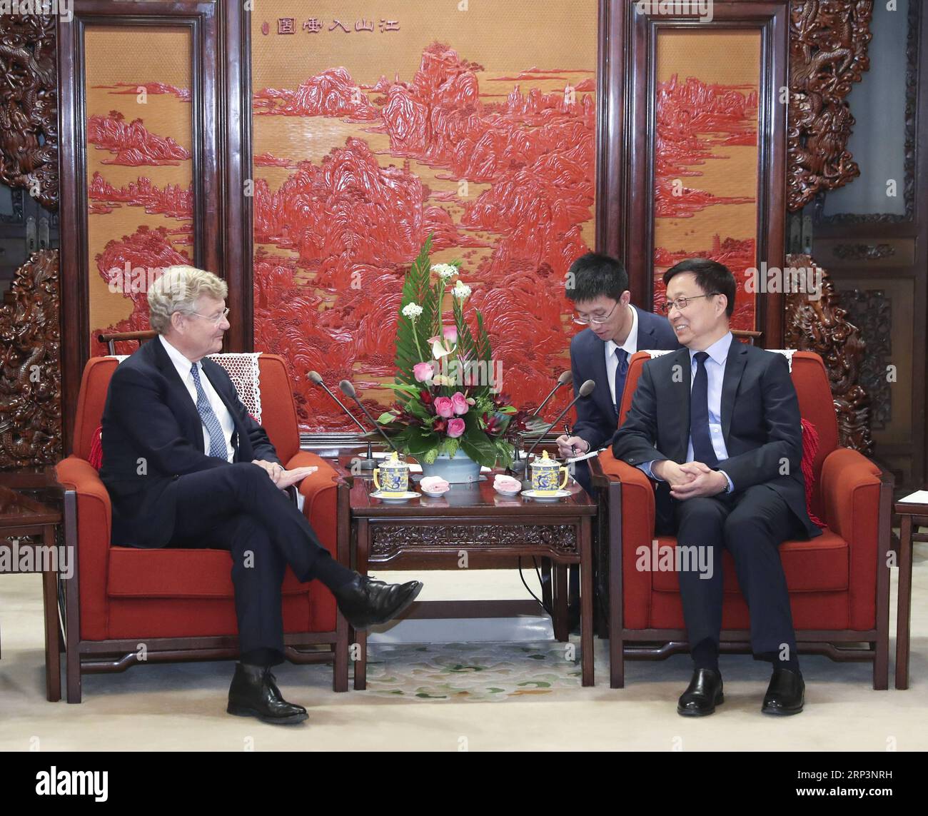 (181012) -- BEIJING, Oct. 12, 2018 -- Chinese Vice Premier Han Zheng, also a member of the Standing Committee of the Political Bureau of the Communist Party of China (CPC) Central Committee, meets with Jacob Wallenberg, Investor AB board chairman, in Beijing, capital of China, on Oct. 12, 2018. ) (sxk) CHINA-BEIJING-HAN ZHENG-INVESTOR AB-CHAIRMAN-MEETING (CN) PangxXinglei PUBLICATIONxNOTxINxCHN Stock Photo