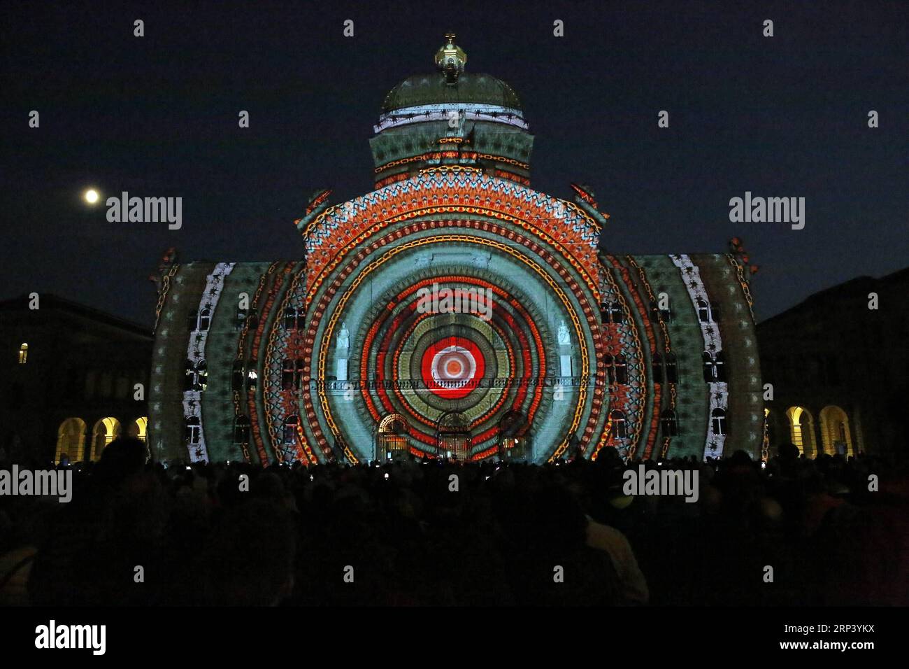 (181019) -- BERN, Oct. 19, 2018 -- Photo taken on Oct. 19, 2018 shows the light show Rendez-vous Bundesplatz in front of the Swiss Parliament Building in Bern, Switzerland. The annual light show, which will last till Nov. 24, shows the world-famous novella The Little Prince by Antoine de Saint-Exupery this year. ) SWITZERLAND-BERN-LIGHT SHOW RubenxSprich PUBLICATIONxNOTxINxCHN Stock Photo