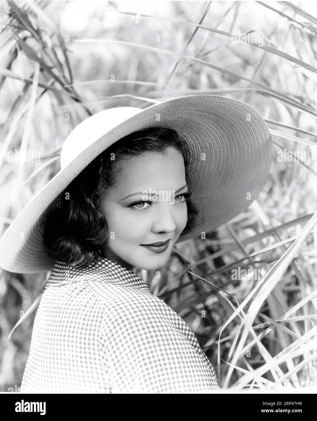 SYLVIA SIDNEY 1935 candid portrait at home in her garden publicity for ...