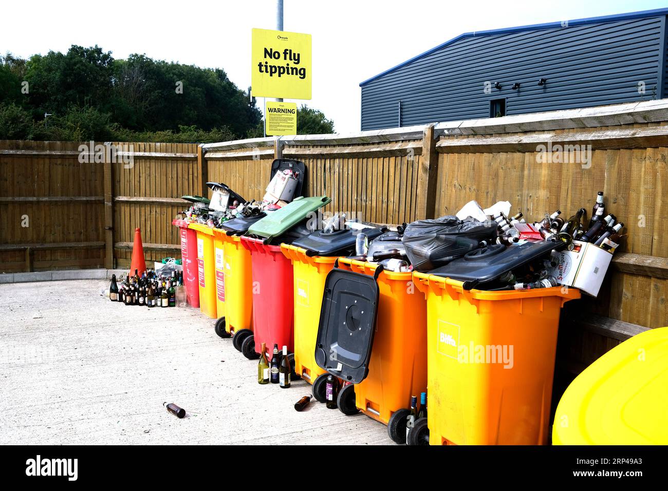 Rubbish bins canterbury kent hires stock photography and images Alamy