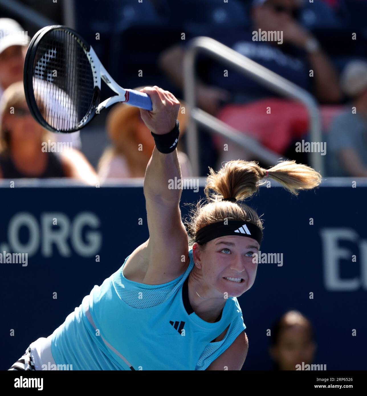 Karolina Muchova Advances to Finals at 2024 China Open, Set to Face Coco Gauff