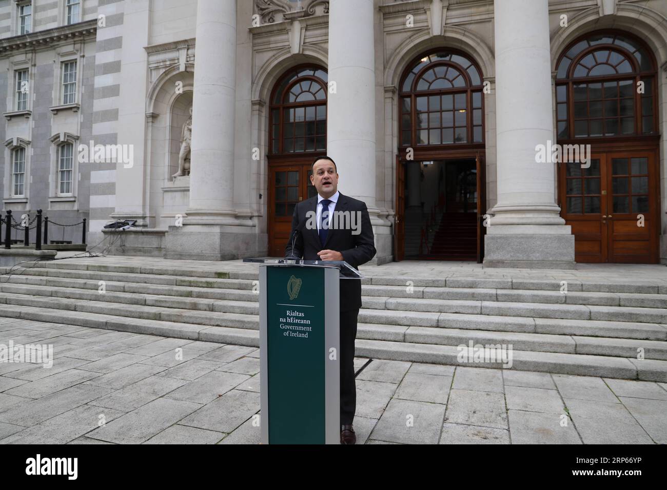 (190104) -- DUBLIN, Jan. 4, 2019 (Xinhua) -- Irish Prime Minister Leo Varadkar addresses a press briefing at Government Buildings in Dublin, Ireland, Jan. 3, 2019. Irish Prime Minister Leo Varadkar said that he held a phone conversation with German Chancellor Angela Merkel on Thursday morning during which both leaders agreed that no reassurances or guarantees sought by the British side should contradict what has been agreed in the Withdrawal Agreement. (Xinhua) IRELAND-DUBLIN-PM PRESS BRIEFING PUBLICATIONxNOTxINxCHN Stock Photo
