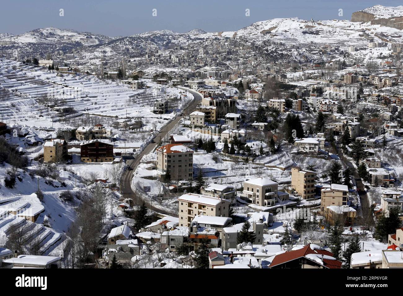 (190122) -- BEIRUT, Jan. 22, 2019 -- Photo taken on Jan. 22, 2019 shows the snow-covered Faraya, a resort town in Lebanon. The storms hit Lebanon in the past month, bringing snow to several towns and areas lying 700 meters or more above sea level. ) LEBANON-FARAYA-SNOW BilalxJawich PUBLICATIONxNOTxINxCHN Stock Photo