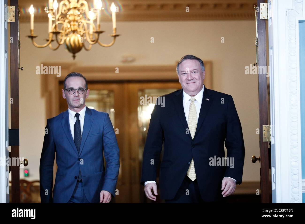 (190124) -- WASHINGTON, D.C., Jan. 24, 2019 -- U.S. Secretary of State Mike Pompeo (R) meets with German Foreign Minister Heiko Maas at the Department of State in Washington, D.C. Jan. 23, 2019. ) U.S.-WASHINGTON, D.C.-GERMAN FM-MEETING TingxShen PUBLICATIONxNOTxINxCHN Stock Photo
