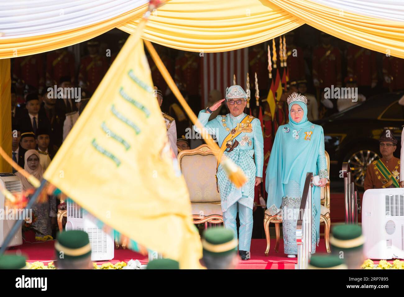 (190131) -- KUALA LUMPUR, Jan. 31, 2019 (Xinhua) -- Sultan Abdullah Sultan Ahmad Shah (L) attends the welcome ceremony at the parliament square in Kuala Lumpur, Malaysia, Jan. 31, 2019. Sultan Abdullah Sultan Ahmad Shah was sworn in as Malaysia s 16th king in a ceremony at the national palace on Thursday. Malaysia is a constitutional monarchy, with nine sultans or rulers, who head their respective state and act as the religious leader, taking turns to serve as the king for a five-year term. (Xinhua/Zhu Wei) MAYLASIA-KUALA LUMPUR-NEW KING PUBLICATIONxNOTxINxCHN Stock Photo