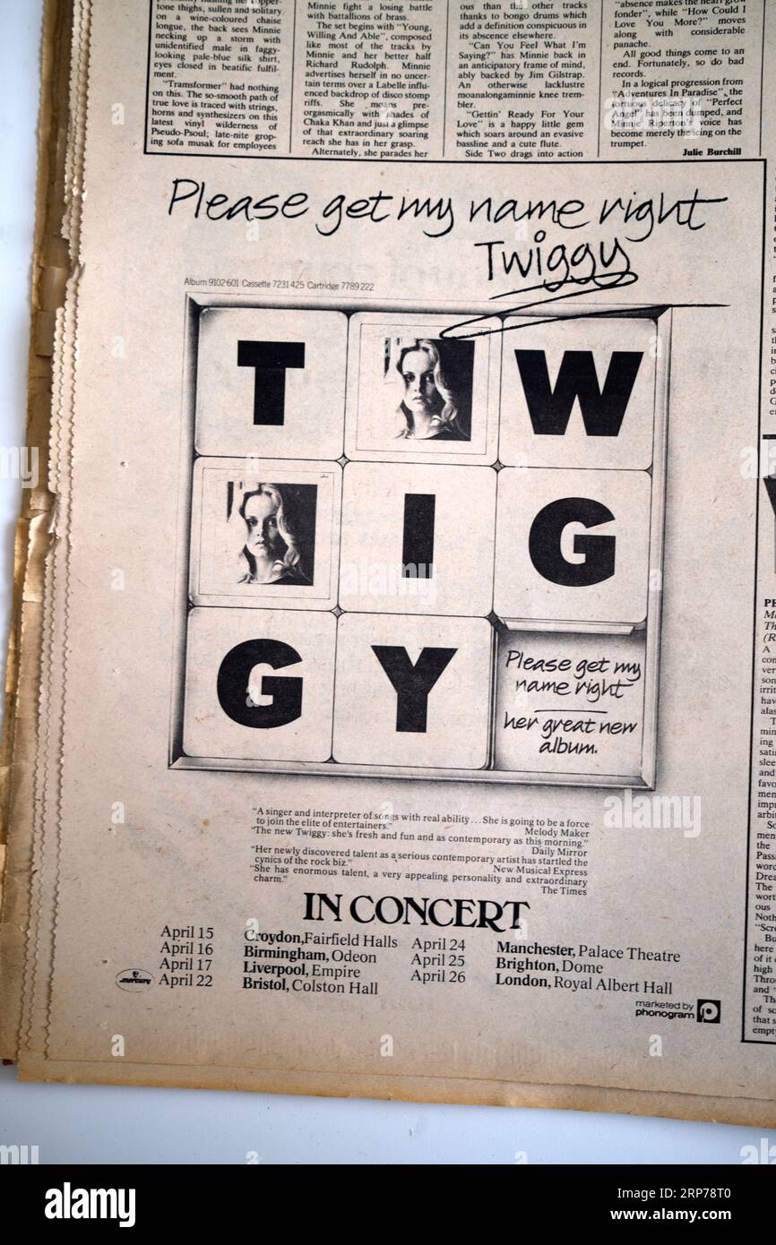 Advert for Twiggy Album and Tour in 1970s New Musical Express NME Magazine Stock Photo