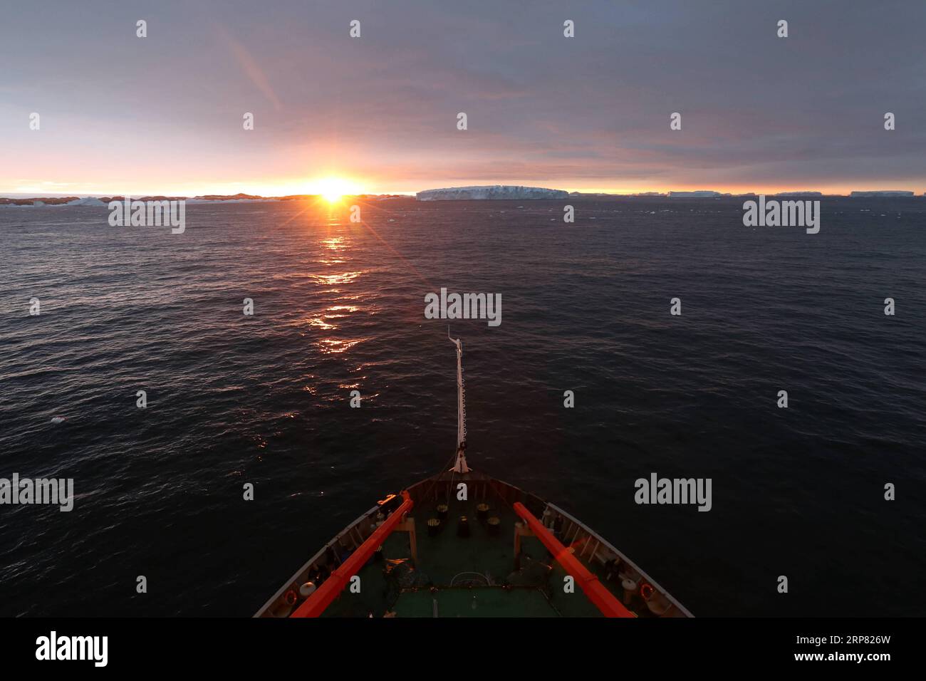 (190215) -- ABOARD XUELONG, Feb. 15, 2019 (Xinhua) -- China s research icebreaker Xuelong is seen on its way back to China, Feb. 14, 2019. China s research icebreaker Xuelong, with 126 crew members aboard on the 35th Antarctic research mission, on Thursday local time left the Zhongshan Station on its way back to China. Snow Eagle 601, China s first fixed-wing aircraft for polar flight, on Thursday night also departed from the Antarctic after completing all assignments. (Xinhua/Liu Shiping) ANTARCTICA-SCI-TECH-CHINA-XUELONG-SAIL PUBLICATIONxNOTxINxCHN Stock Photo