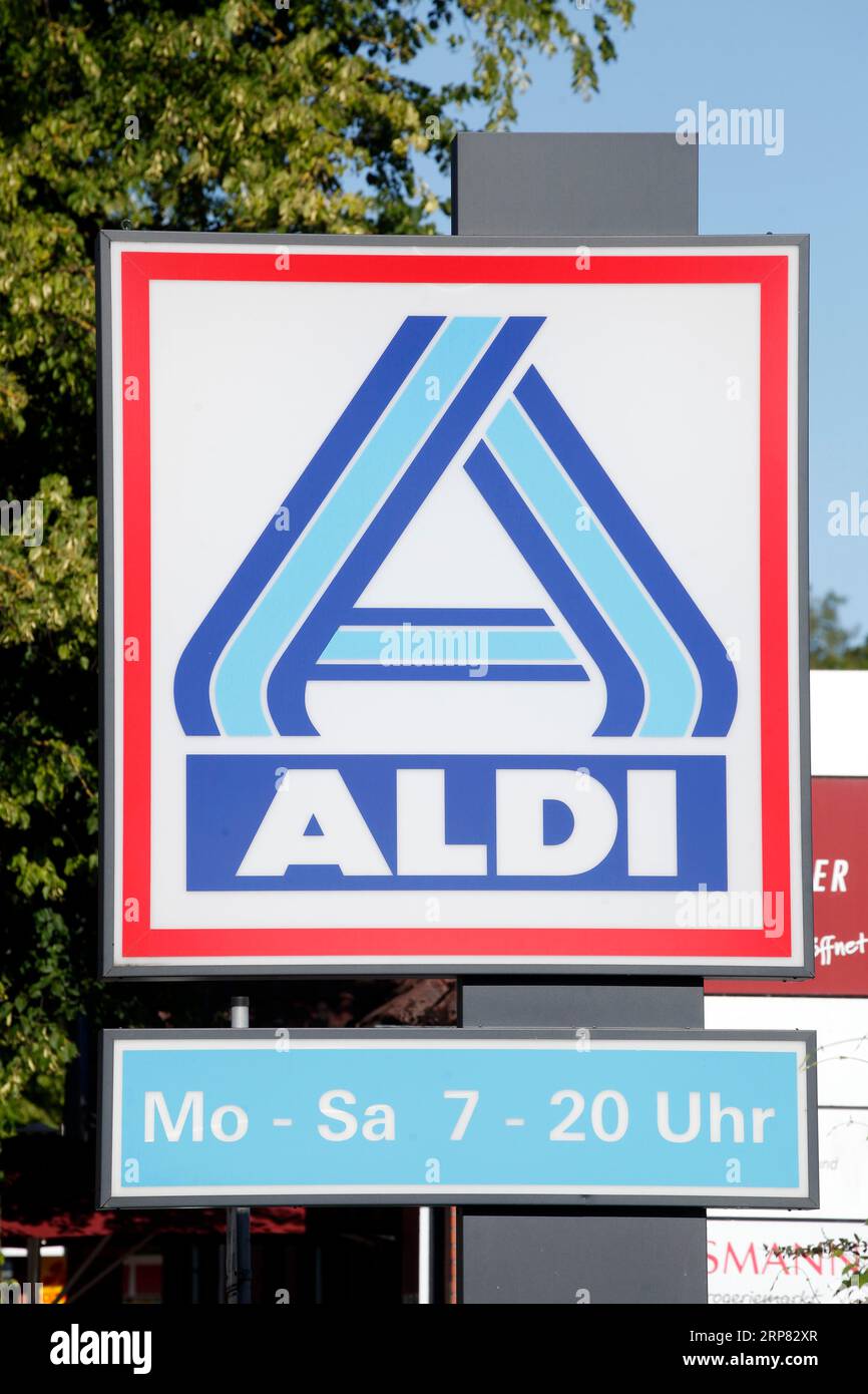 Aldi nord hi-res stock photography and images - Alamy
