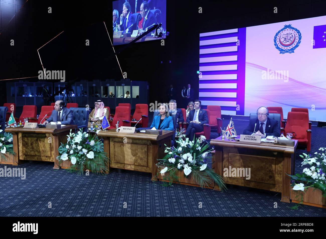 Leaders eu league arab states summit hi-res stock photography and ...