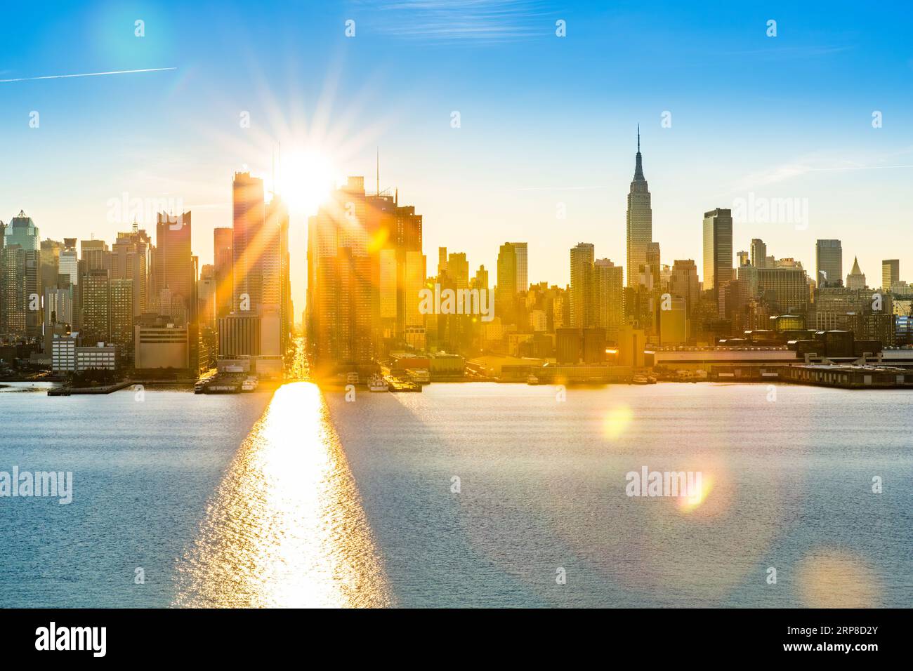 New York City skyline at sunrise Stock Photo - Alamy