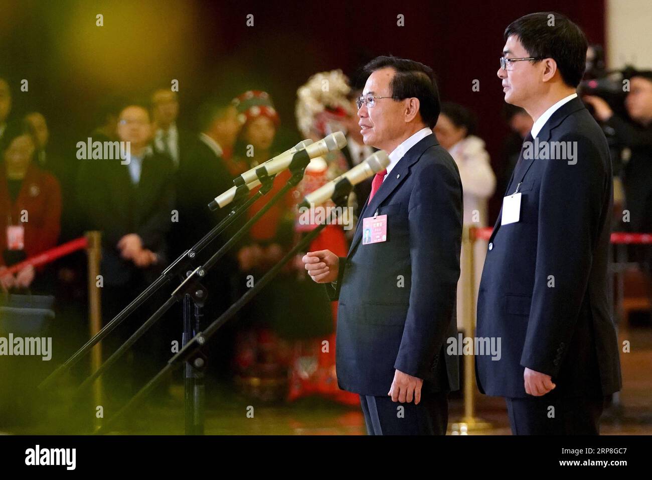(190305) -- BEIJING, March 5, 2019 -- Li Dongsheng (L) and Chen Gang, deputies to the 13th National People s Congress (NPC), receive an interview before the opening meeting of the second session of the 13th NPC in Beijing, capital of China, March 5, 2019. ) (TWO SESSIONS)CHINA-BEIJING-NPC-DEPUTIES-INTERVIEW (CN) WangxYuguo PUBLICATIONxNOTxINxCHN Stock Photo