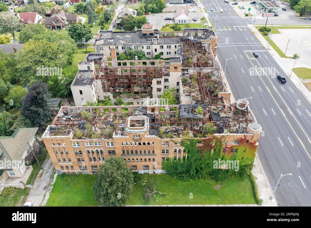 Highland Park, Michigan The Highland Towers Apartments, a luxury Art