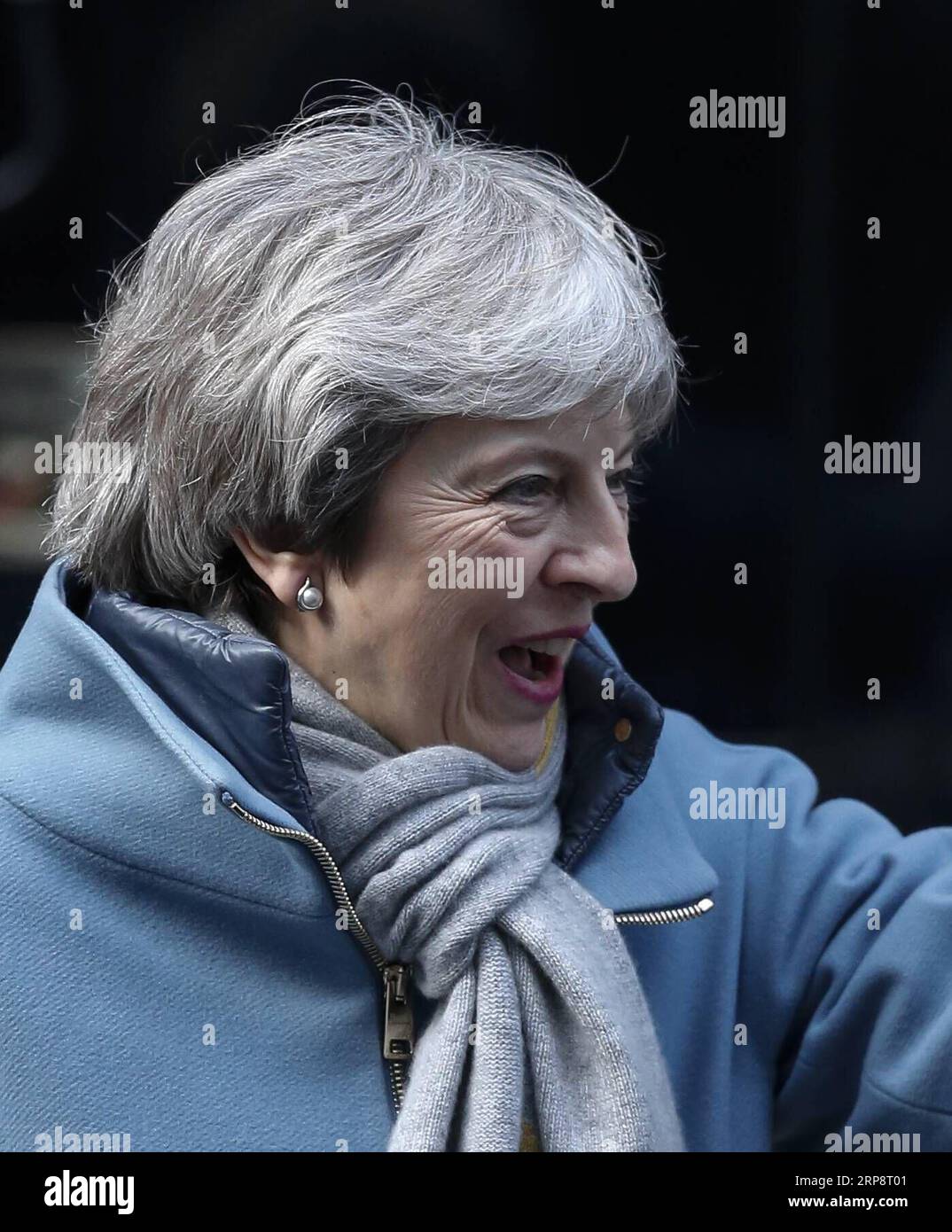 (190314) -- LONDON, March 14, 2019 (Xinhua) -- British Prime Minister Theresa May leaves 10 Downing Street for the House of Commons in London, Britain, on March 14, 2019. British MPs on Thursday voted overwhelmingly to ask the European Union (EU) for an extension to Article 50 in the trouble Brexit process. They voted in the House of Commons by 412 to 202, a majority of 210, to request the EU agreement for delaying the Brexit until June 30. (Xinhua/Han Yan) BRITAIN-LONDON-ARTICLE 50-EXTENSION-VOTE PUBLICATIONxNOTxINxCHN Stock Photo