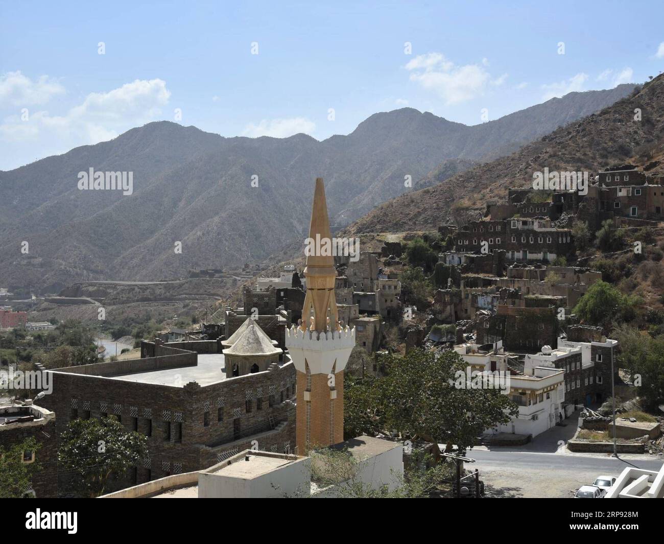(190320) -- ABHA (SAUDI ARABIA), March 20, 2019 (Xinhua) -- The photo taken on March 20, 2019 shows the Rijal Almaa village, west of Abha city, Asir Province, Saudi Arabia. Rijal Almaa is an ancient village which contains around 60 multiple-story buildings built of stone, clay and wood. (Xinhua/Tu Yifan) SAUDI ARABIA-ABHA-VILLAGE-RIJAL ALMAA PUBLICATIONxNOTxINxCHN Stock Photo
