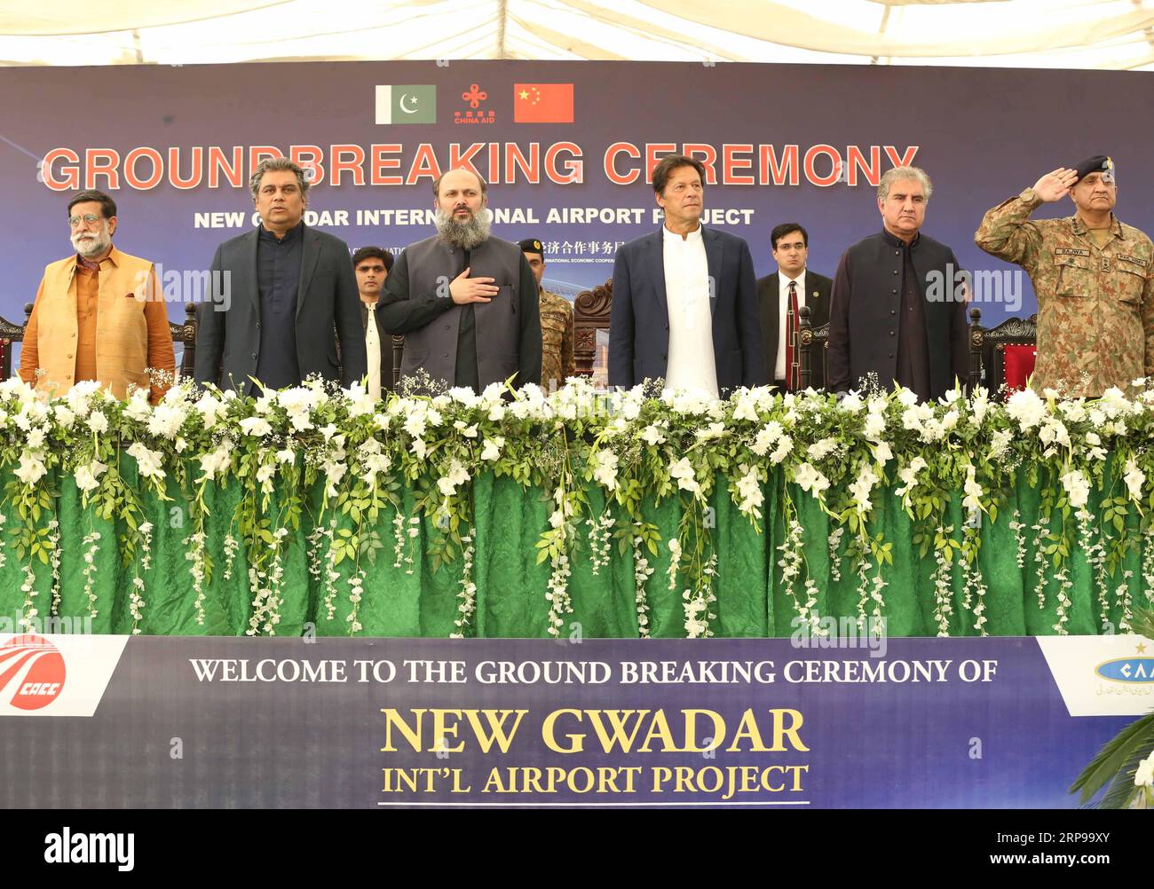 (190330) -- GWADAR, March 30, 2019 (Xinhua) -- Pakistani Prime Minister Imran Khan (3rd R) attends the ground breaking ceremony of the new Gwadar International Airport Project in Gwadar, Pakistan, on March 29, 2019. Pakistan broke ground for the construction of the China-funded new Gwadar International Airport on Friday, which would link Pakistan s fast-rising southwest Gwadar port city with the rest of the world. (Xinhua/Liu Tian) PAKISTAN-GWADAR-AIRPORT-GROUND BREAKING CEREMONY PUBLICATIONxNOTxINxCHN Stock Photo