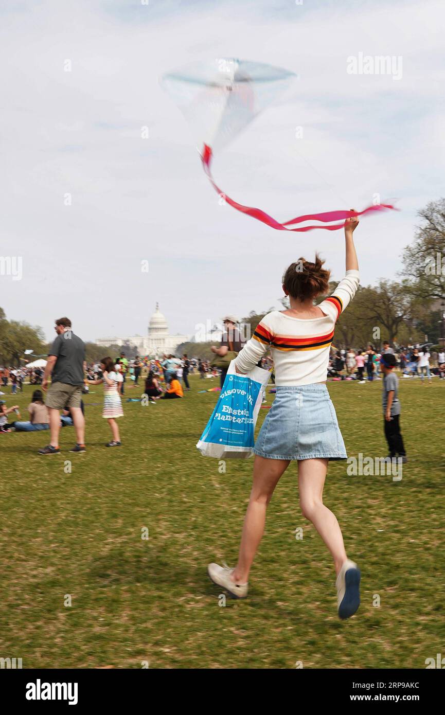 C kites hi-res stock photography and images - Page 2 - Alamy C kites hi-res stock photography and images - Page 2 - Alamy