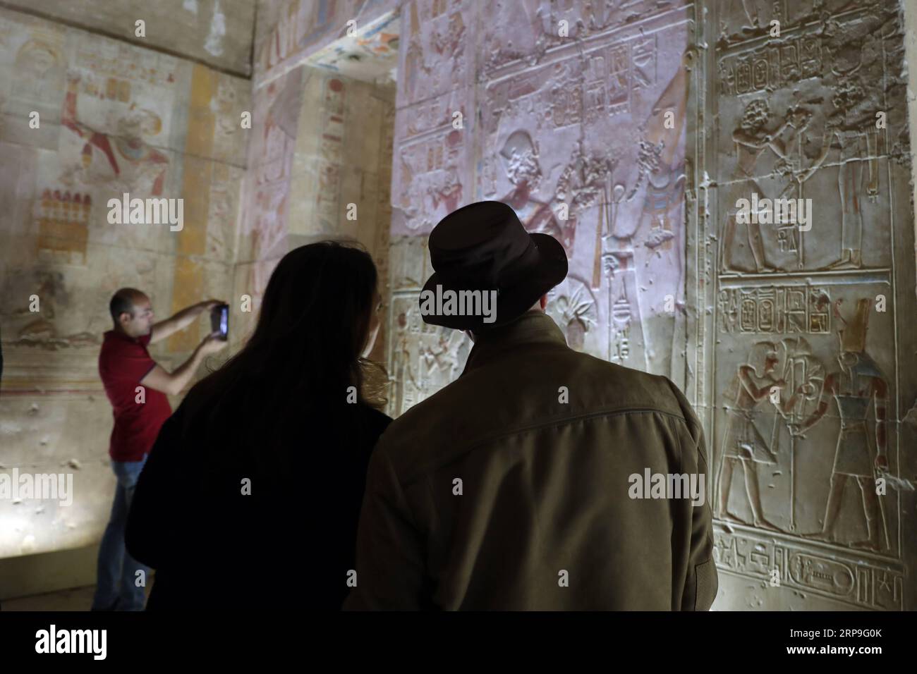 (190406) -- SOHAG, April 6, 2019 (Xinhua) -- People visit the Mortuary Temple of Seti I in Sohag, Egypt, on April 5, 2019. The Mortuary Temple of Seti I is a memorial temple for Seti I, a king of the 19th dynasty and father of King Ramses II in ancient Egypt. (Xinhua/Ahmed Gomaa) EGYPT-SOHAG-MORTUARY TEMPLE OF SETI I PUBLICATIONxNOTxINxCHN Stock Photo