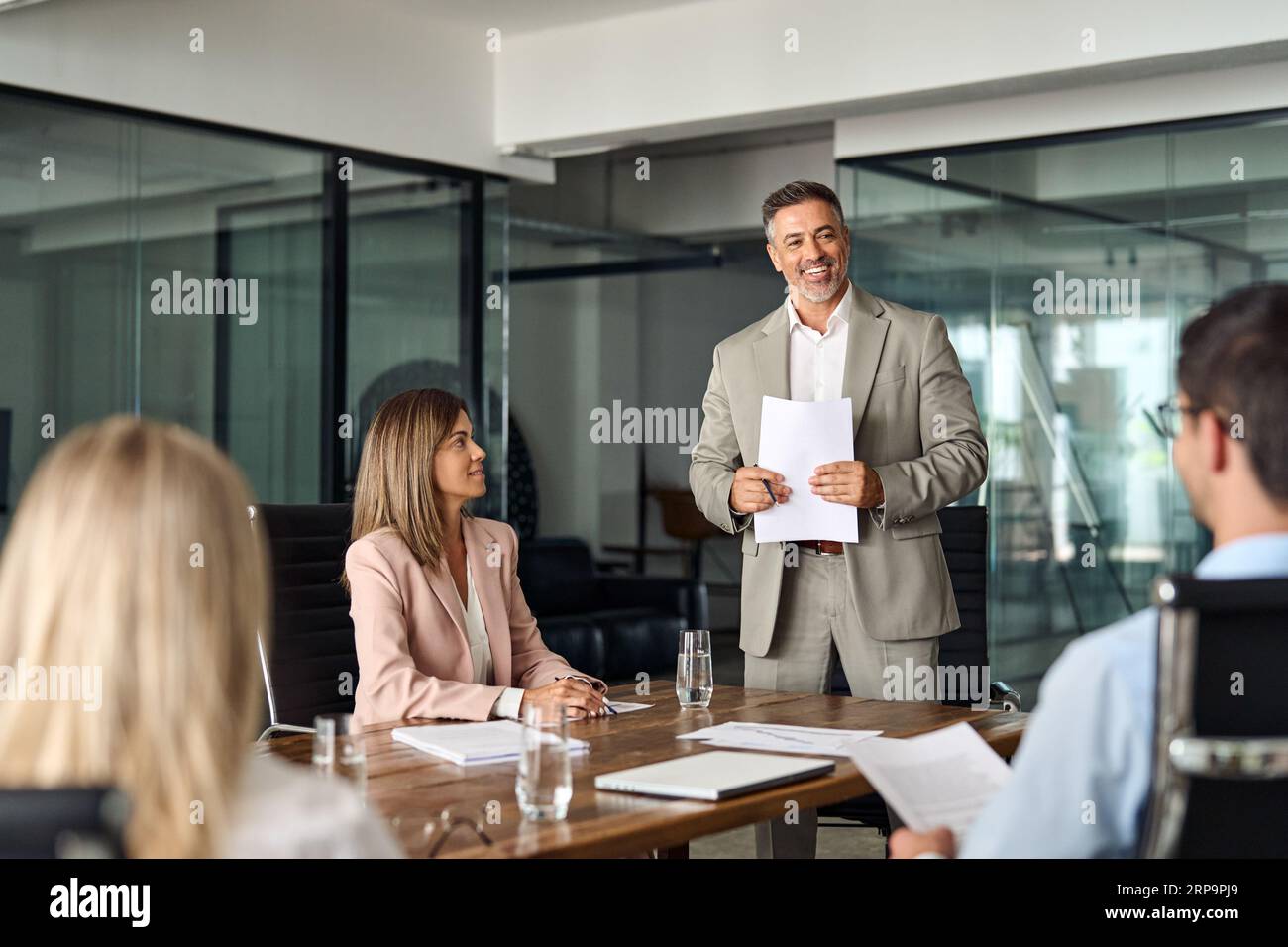 International leading man hi-res stock photography and images - Alamy