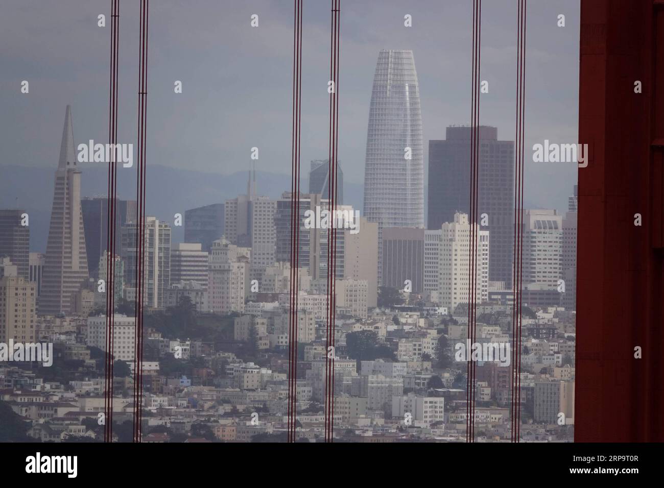 (190416) -- SAN FRANCISCO, April 16, 2019 (Xinhua) -- Photo taken on March 26, 2019 shows the Golden Gate Bridge and the city of San Francisco in the United States. (Xinhua/Wu Xiaoling) Xinhua Headlines: U.S. tech giants eastward expansion ramifies into social-economic structure, adding chances of cooperation with China PUBLICATIONxNOTxINxCHN Stock Photo