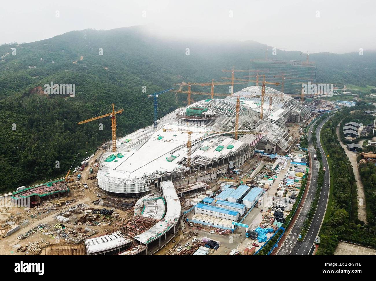 Macao chimelong ocean kingdom hi-res stock photography and images - Alamy