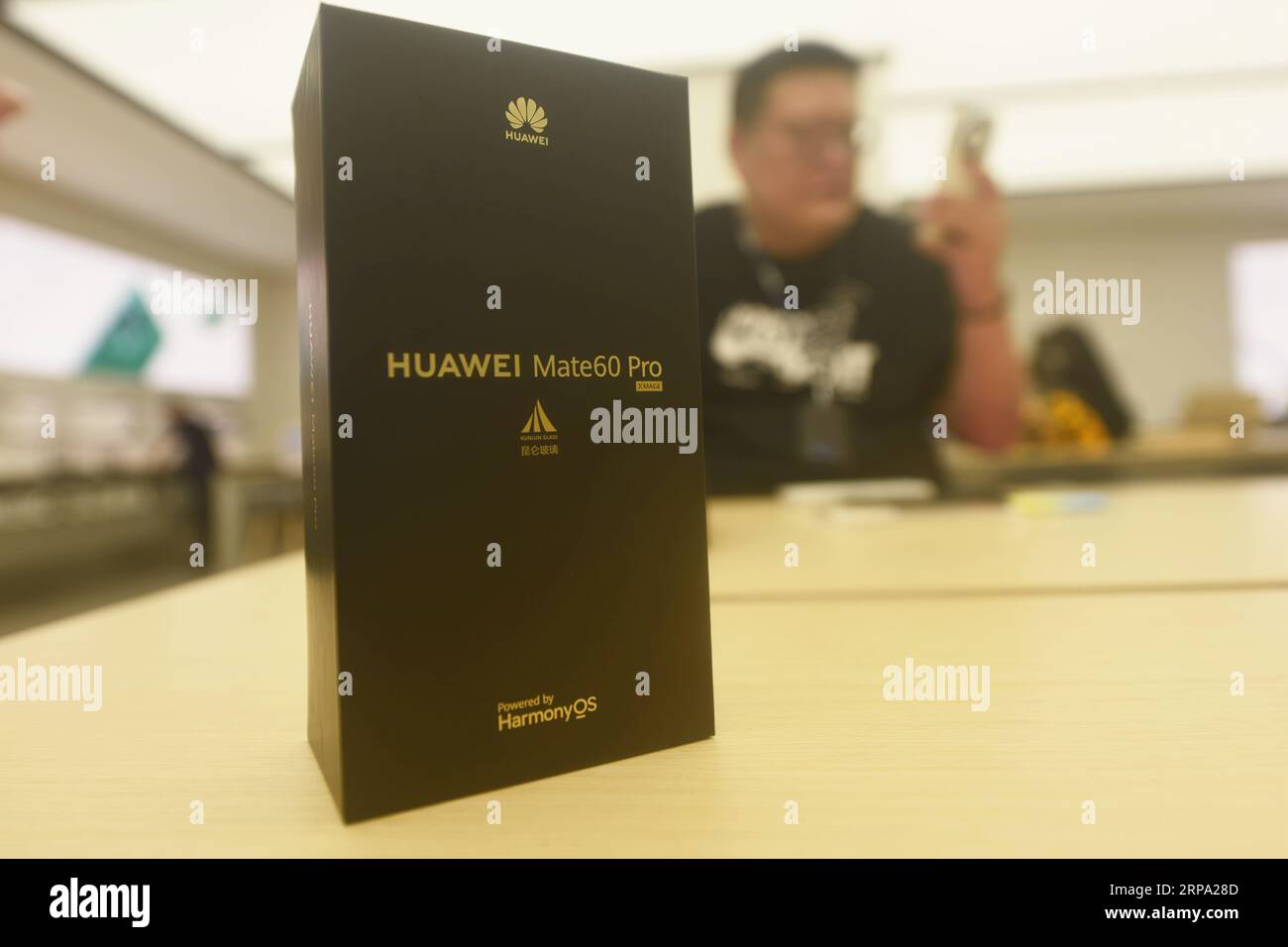 Huawei Mate 60 Pro triggers buying spree among Chinese consumers - Global  Times
