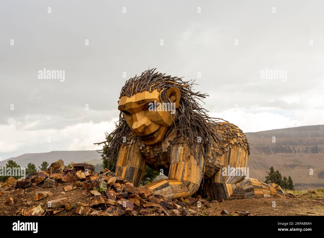 Victor, Colorado - August 27, 2023: Thomas Dambo's 'Rita, the Rock Planter' sculpture unveiled on the Little Grouse Mountain Overlook near Victor, Col Stock Photo