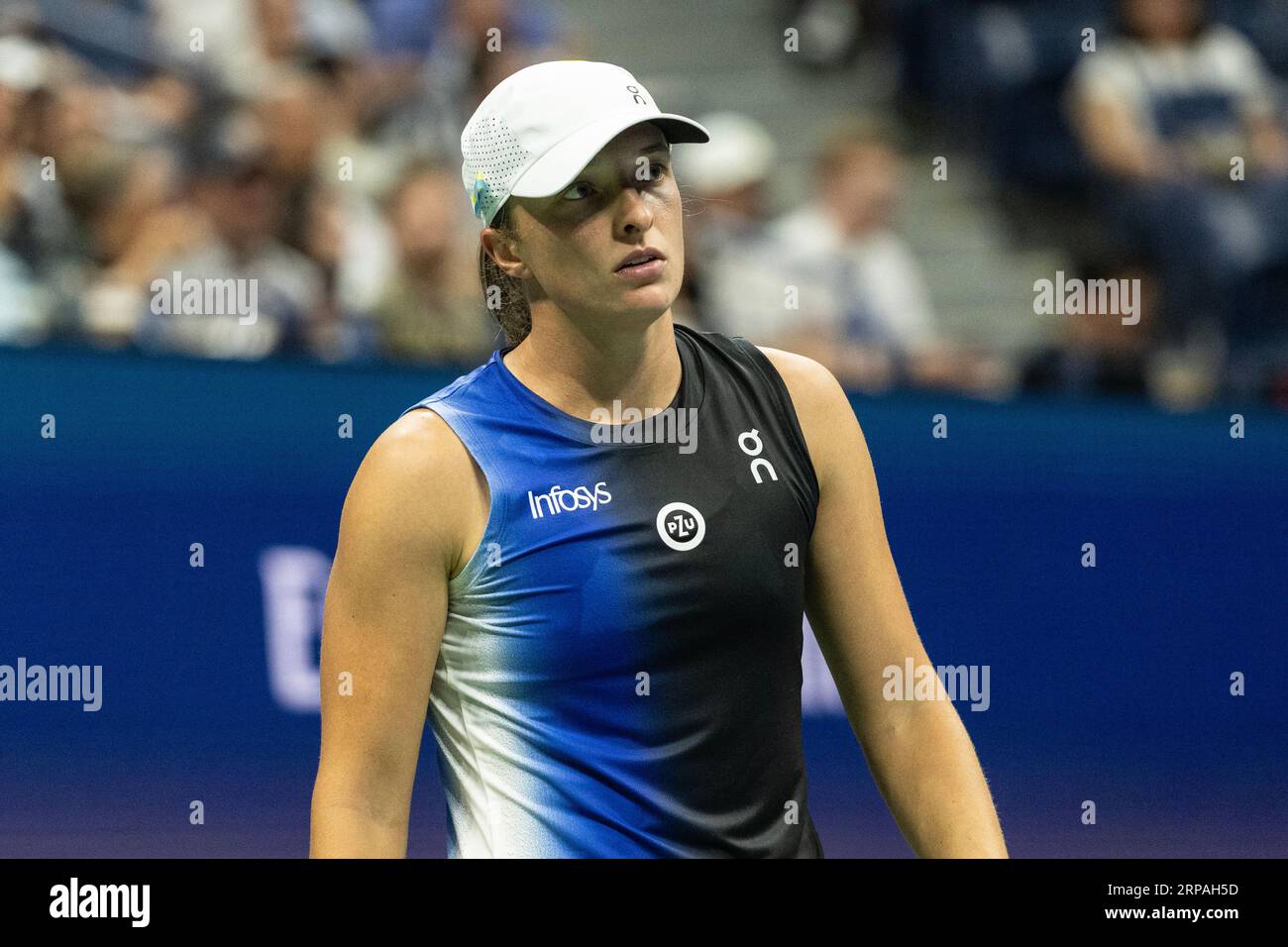 Iga swiatek us open ostapenko hi-res stock photography and images - Alamy