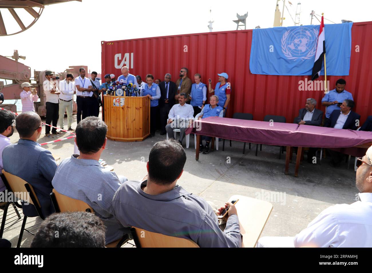 (190515) -- HODEIDAH, May 15, 2019 -- The Redeployment Coordination Committee holds a press conference at the Hodeidah port in Hodeidah, Yemen, on May 14, 2019. The UN monitoring mission in Yemen on Tuesday welcomed the Houthi rebels handover of the security of Hodeidah ports to the coast guards. YEMEN-HODEIDAH-UN-PRESS CONFERENCE nieyunpeng PUBLICATIONxNOTxINxCHN Stock Photo