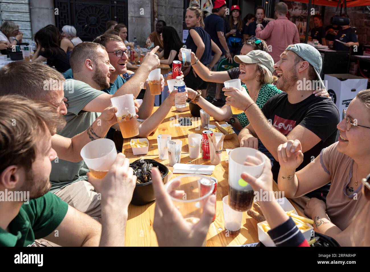 lille-france-3rd-sep-2023-people-enjoy-mussels-and-beers-during-the