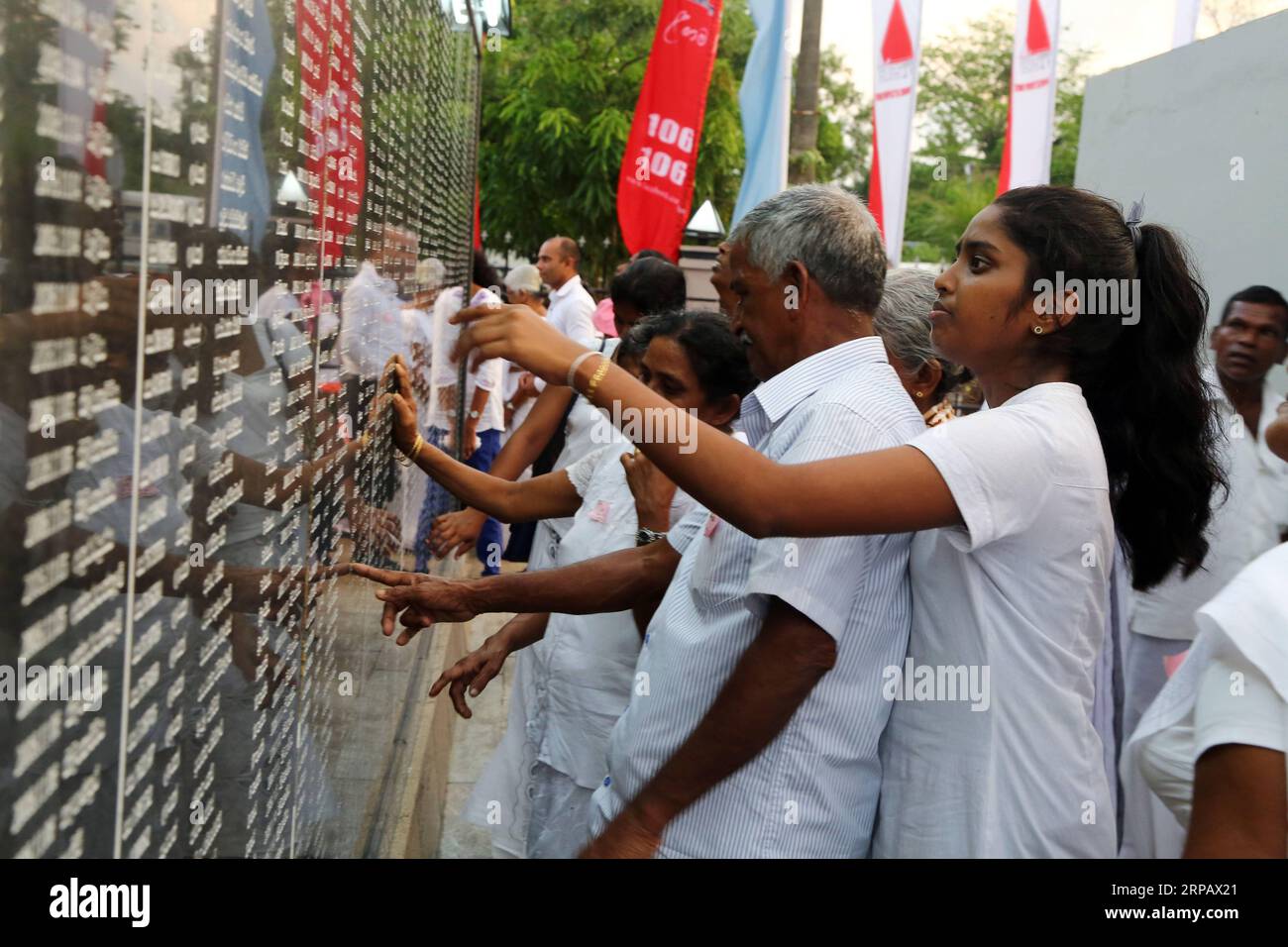 Colombo war memorial hi-res stock photography and images - Alamy