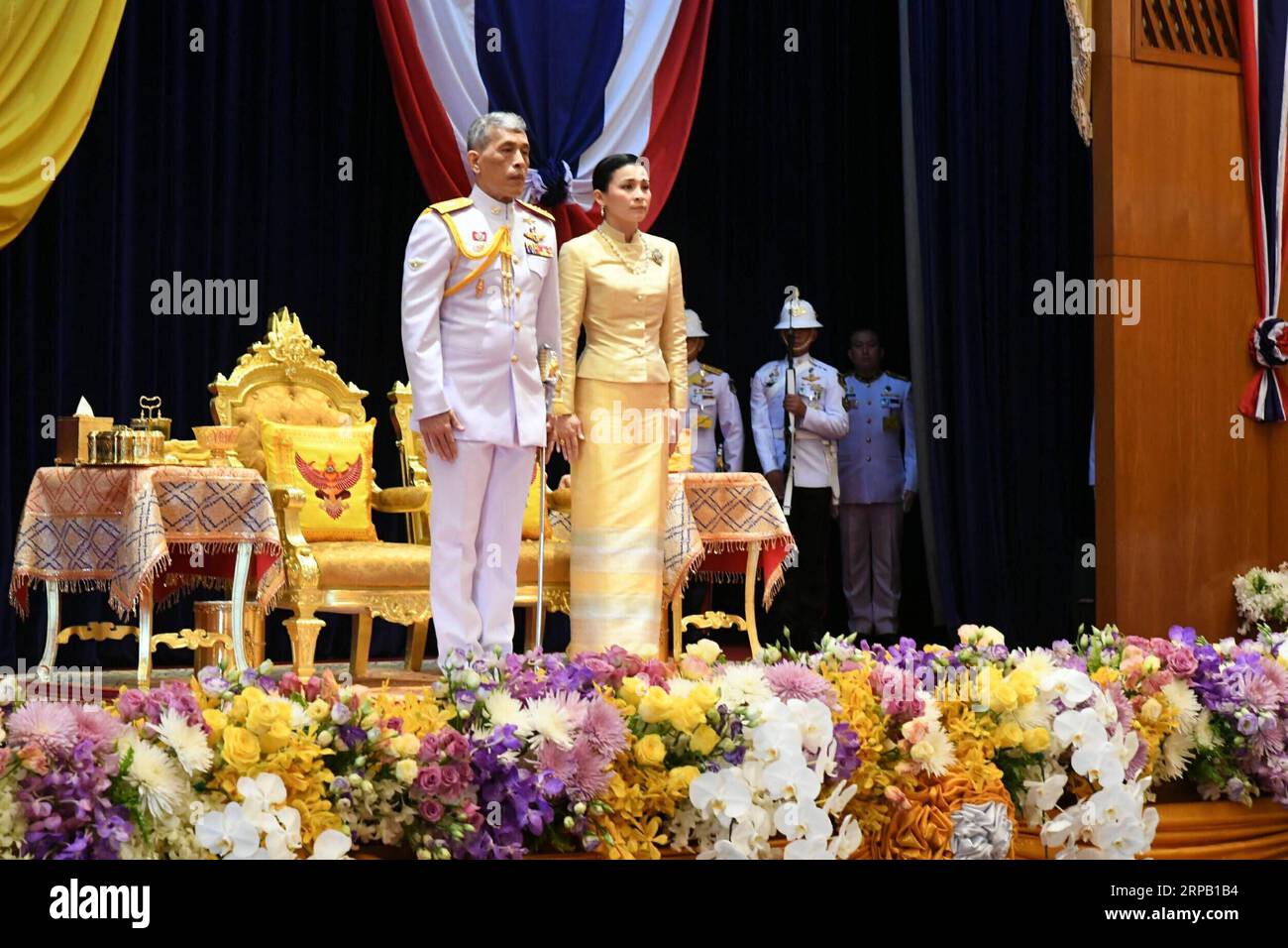 Entertainment Bilder des Tages 190524 -- BANGKOK, May 24, 2019 Xinhua -- Thailand s Their Majesties the King Maha Vajiralongkorn L and Queen Suthida preside over the opening ceremony for parliament following the March 24 election at the Foreign Ministry in Bangkok, Thailand, May 24, 2019. A total of 498 MPs and 250 senators attended the opening ceremony for parliament alongside Prime Minister Prayut Chan-o-cha, members of his cabinet, members of the National Council for Peace and Order and heads of independent agencies. Xinhua/Thai Parliament House THAILAND-BANGKOK-PARLIAMENT-OPENING SESSION P Stock Photo