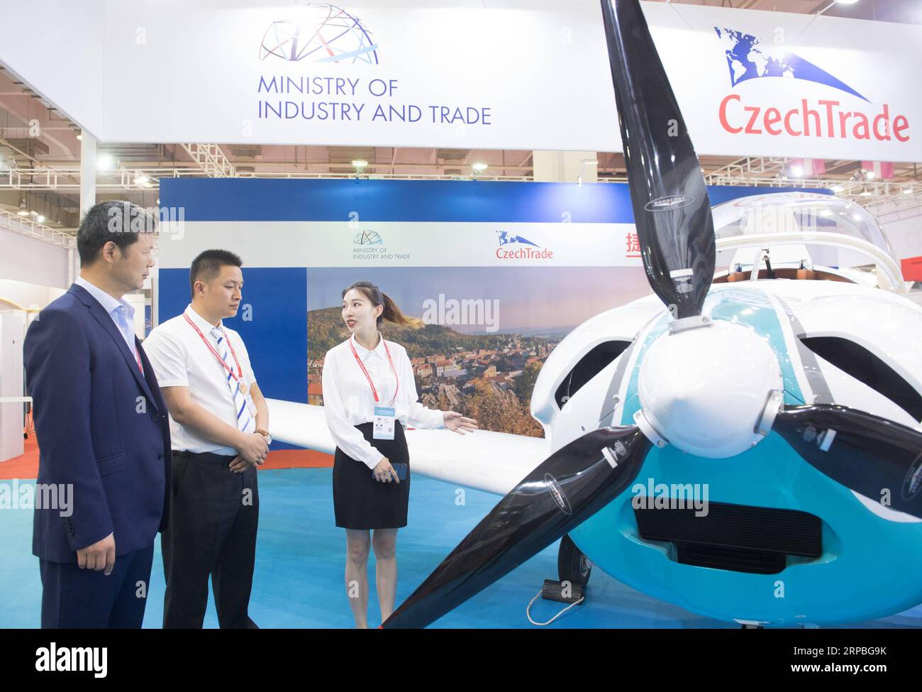 https://c8.alamy.com/comp/2RPBG9K/190608-ningbo-june-8-2019-xinhua-an-exhibitor-r-introduces-a-light-aircraft-made-in-the-czech-republic-during-china-central-eastern-european-countries-ceec-expo-international-consumer-goods-fair-in-ningbo-east-china-s-zhejiang-province-june-8-2019-with-the-theme-of-deepening-open-cooperation-working-together-for-mutual-benefit-and-win-win-the-first-china-ceec-expo-and-international-consumer-goods-fair-is-held-from-june-8-to-12-in-ningbo-xinhuaweng-xinyang-china-zhejiang-ningbo-china-ceec-expo-cn-publicationxnotxinxchn-2RPBG9K.jpg