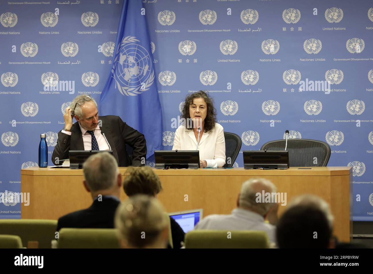 (190619) -- UNITED NATIONS, June 19, 2019 -- Ninette Kelley (R), Director of the New York Office of the United Nations High Commissioner for Refugees (UNHCR), briefs journalists at the UN headquarters in New York, June 19, 2019. Almost 70.8 million people were forcibly displaced in 2018, with a 2.3-million increase compared to the previous year, according to the annual Global Trends report released ahead of the World Refugee Day by the United Nations Refugee Agency. ) UN-UNHCR-PRESS BRIEFING LixMuzi PUBLICATIONxNOTxINxCHN Stock Photo