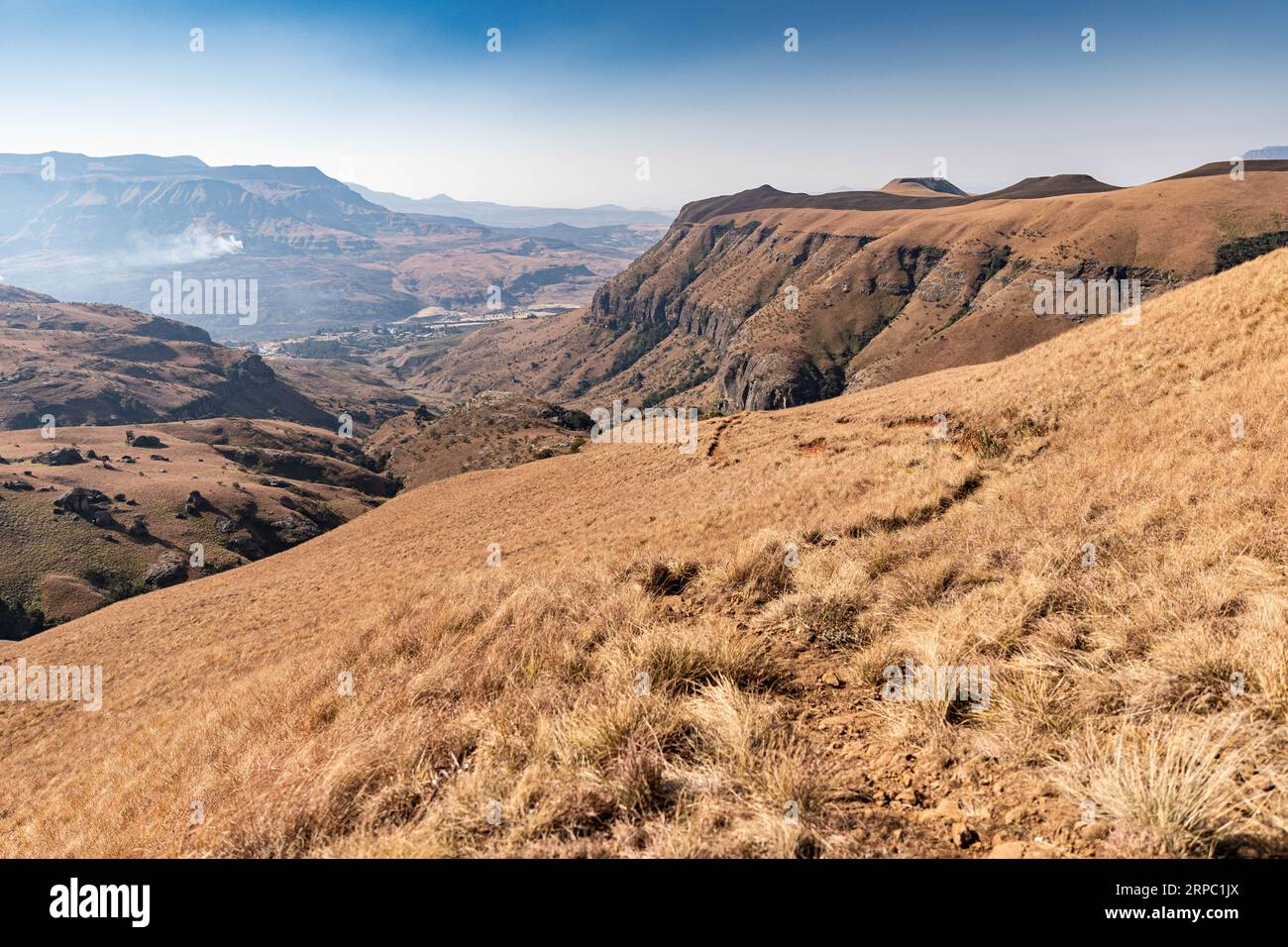 Mountain landscape in Drakensberg, South Africa Stock Photo - Alamy