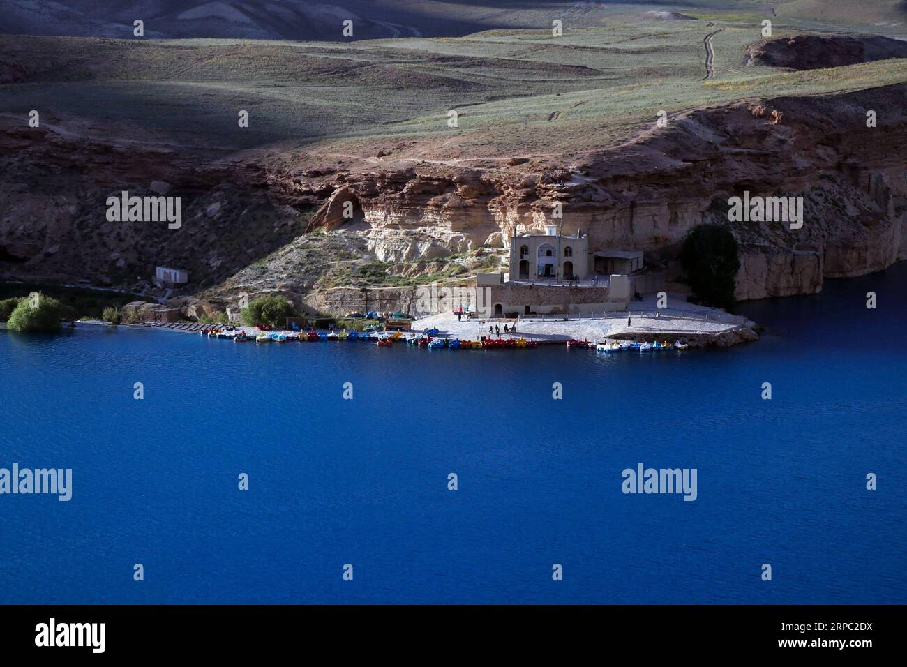(190622) -- BEIJING, June 22, 2019 -- Photo taken on June 19, 2019 shows the Band-e-Amir lake in Bamyan province, central Afghanistan. ) XINHUA PHOTOS OF THE DAY NoorxAzizi PUBLICATIONxNOTxINxCHN Stock Photo
